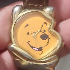 Rare Vintage 1990&#39;s Disney Winnie-the-Pooh Quartz watch by Timex