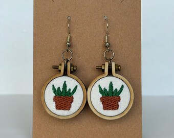 Embroidery Hoop Plant Earrings | Plant Lover Jewelry