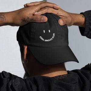 Cool Onkel Club Mütze – Lustiges Geschenk für coolen Onkel, ästhetischer Smiley im Vintage-Stil, trendige Geschenkidee für Männer _k