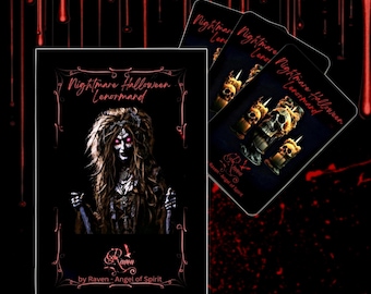Może przedstawiać: Zestaw kart Lenormand Nightmare Halloween z czarownicą o czerwonych oczach na czarnym tle. Karty są zaprojektowane w stylu gotyckim i zawierają tekst "Nightmare Halloween Lenormand" oraz "by Raven - Angel of Spirit".