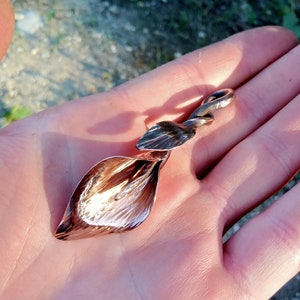 Copper lily, copper keychain, 7th anniversary gift, copper wedding, copper sculpture, copper art, calla lily, copper lily, forged keychain