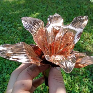 Copper lily flower, copper lily, 8th anniversary gift, copper anniversary, lily, copper art, garden flowers, anniversary gift