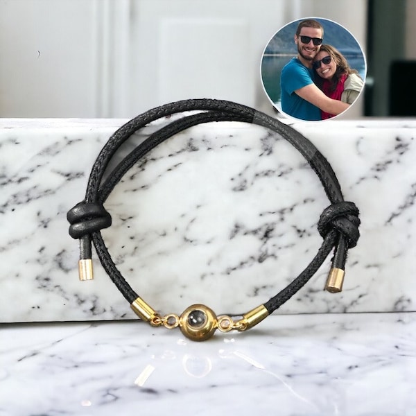 Custom Photo Projection Bracelet for Mother's Day - Personalized Gift for Mom - Unique Jewelry