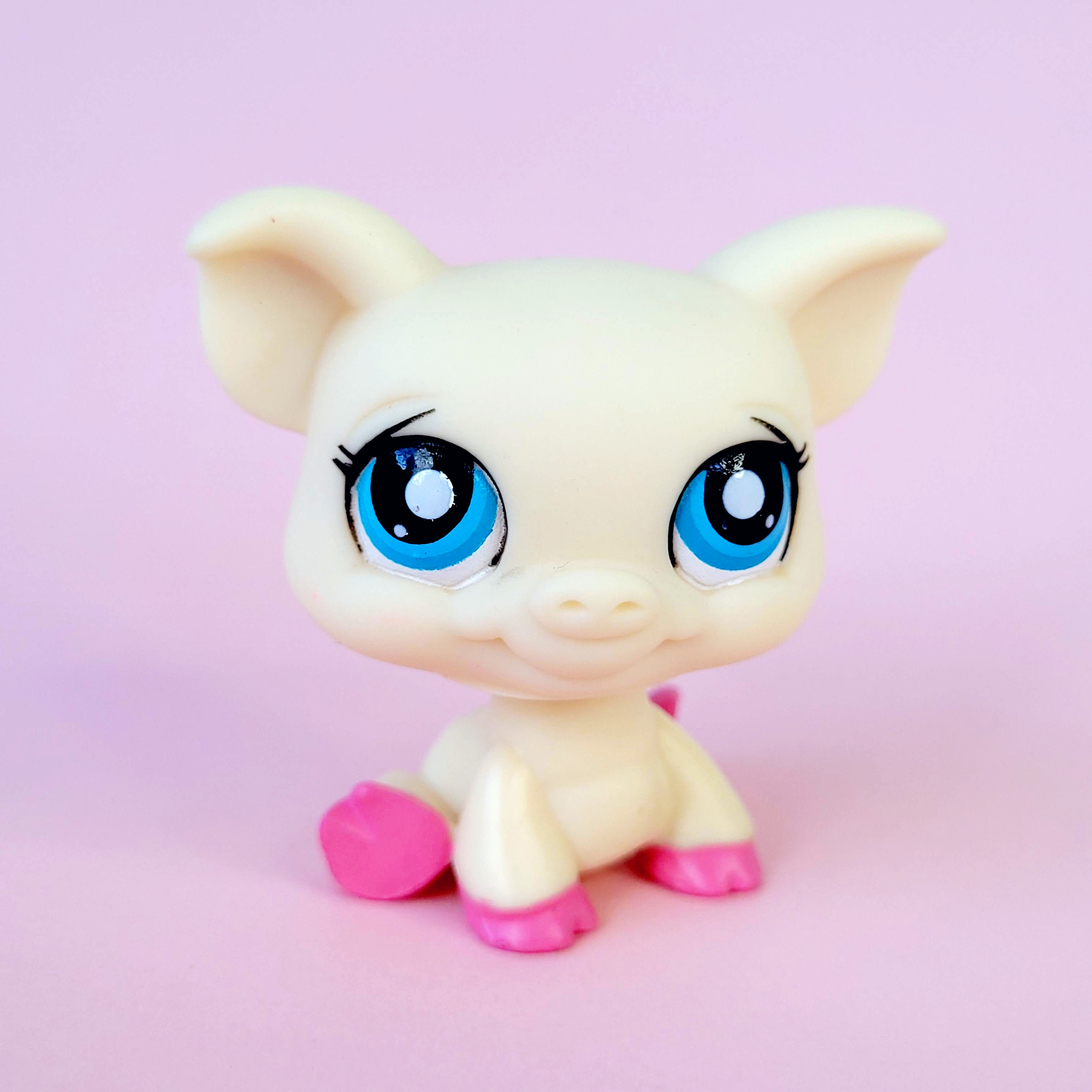 LPS Littlest Pet Shop Blind Bag Pig 2011 Hasbro Authentic