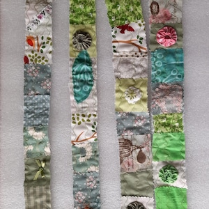 Rotolo di frammenti di tessuto verde fatto a mano: nastro di pizzo di cotone decorato