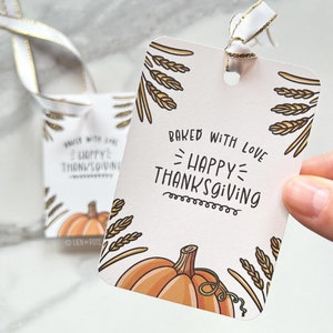Etiqueta imprimible de Acción de Gracias "Baked With Love", etiqueta de comida casera de la cocina, tarjeta de calabaza y trigo de cosecha de otoño, PDF de otoño dibujado a mano