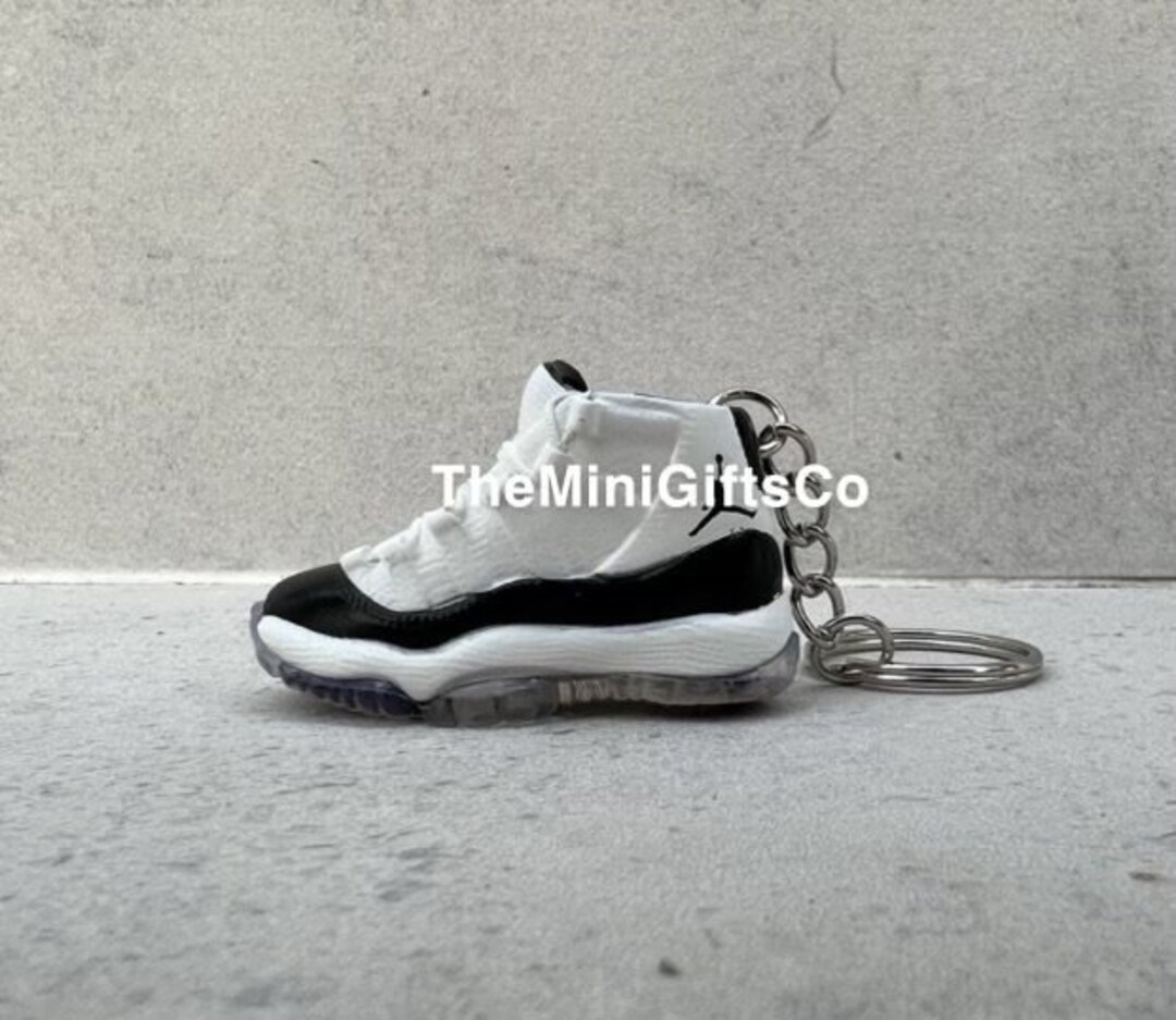 concords black and white