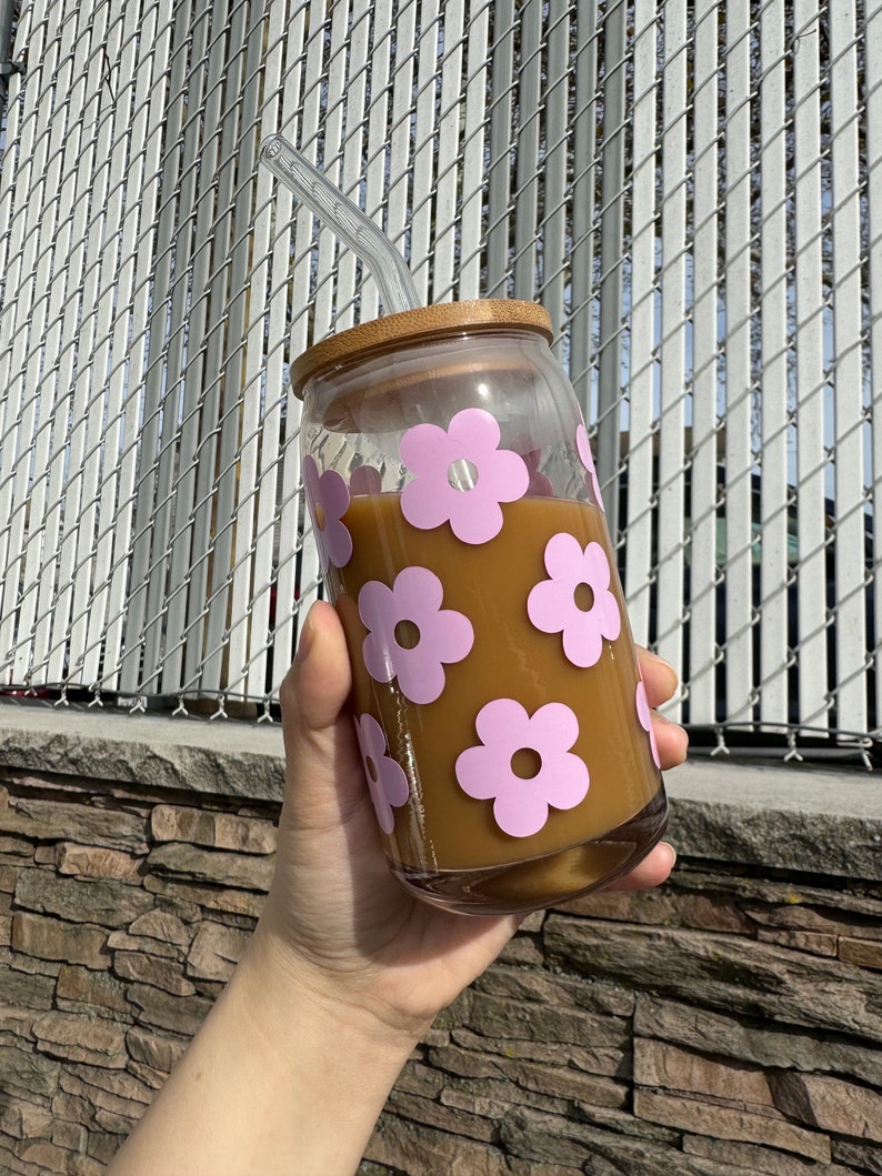 Daisy Iced Coffee Cup With Glass With Lid & Straw | Retro Floral Can ...