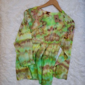 Size S Hand-Dyed 3/4 Sleeve T-shirt / Women&#39;s T-shirt / Women&#39;s Top / Blouse / Colorful T-shirt / Wearable Art / Bohemian shirt