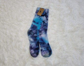 Chaussettes uniques teintes à la main, tailles 6-12, chaussettes colorées, chaussettes ras du cou unisexe, chaussettes tie-dye, chaussettes unisexes