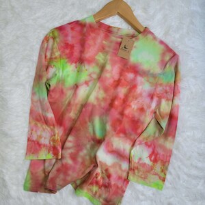 Size S Hand-Dyed 3/4 Sleeve T-shirt / Women&#39;s T-shirt / Women&#39;s Top / Blouse / Colorful T-shirt / Wearable Art / Bohemian shirt