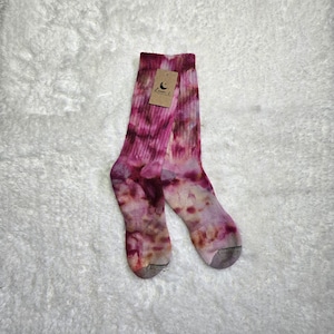 Size 6-12 Unique Hand Dyed Socks, Colorful Socks, Unisex Socks, Tie Dye Socks, Hand Dyed Crew Socks, Vibrant Tie-Dye Colors, Vintage socks
