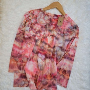 Size L Hand-Dyed 3/4 Sleeve T-shirt / Women&#39;s T-shirt / Women&#39;s Top / Blouse / Colorful T-shirt / Wearable Art / Bohemian shirt