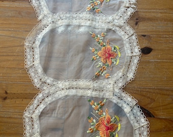 Vintage lace oval embroidered placemats for tea party