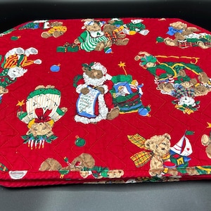 Set of 4 vintage Christmas teddy bear quilted placemats