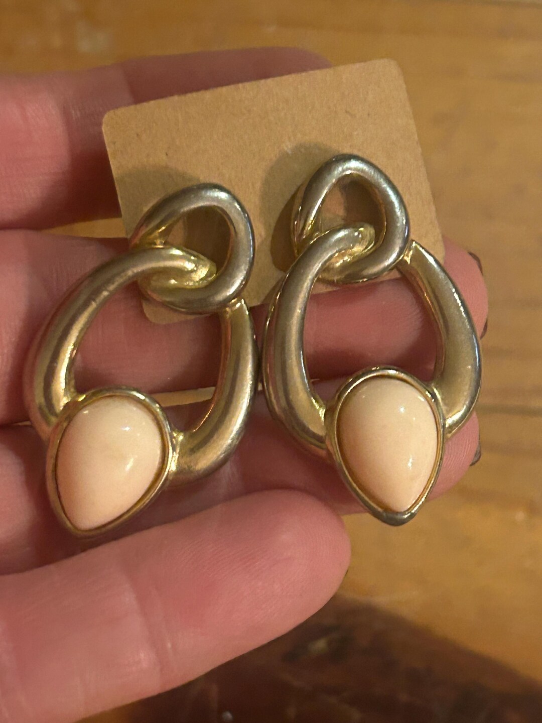 1980’s Gold Metal Knot Loop Earrings With Baby Pink Teardrops - Etsy