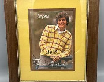 Super cool old wooden 8x10” frame with gold trim and matte