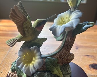 Springtime Serenades by Heritage House woodland melodies hummingbird on wooden base plays Some Enchanted Evening