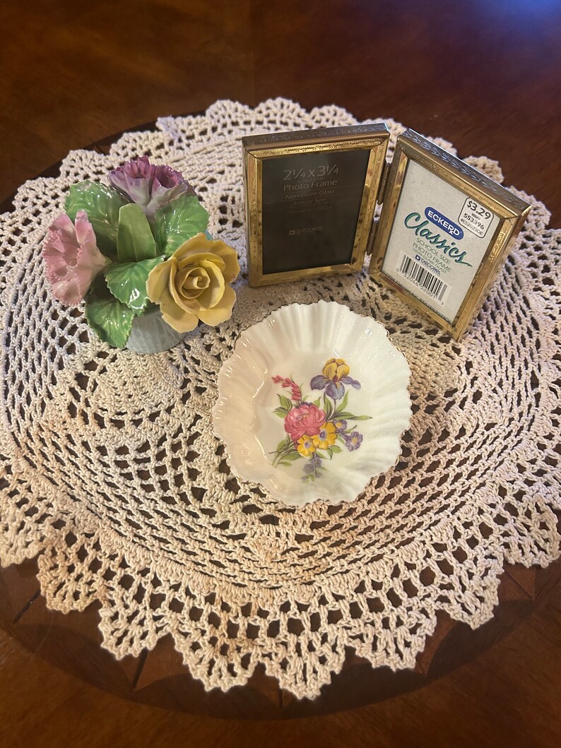 Sweet 3 piece lot includes vintage gold tone bifold frame, oval floral dish, with bone china vase with porcelain flowers image 8