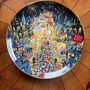 The Franklin Mint Heirloom Collection, Purring in the Mew Year collectible cat plate by Bill Bell