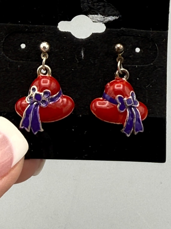 Red hat dangle pierced earrings - image 4