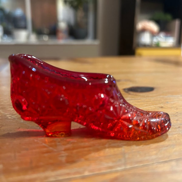 Fenton red glass daisy button small slipper shoe