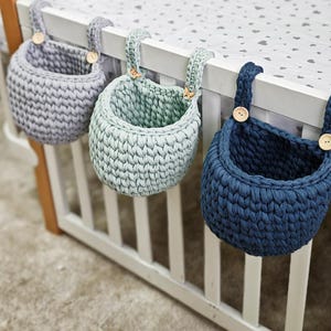 Baby Crib hanging storage Basket,  Gift for mom, bag organizer, crochet hanging basket for Baby cribs, pocket organizer Toy bag Diaper caddy