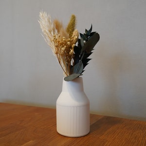 Mini Vase - zur Hälfte geriffelt