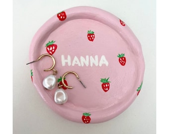 Strawberry Daisy Custom Name Clay Ring Trinket Dish | Jewelry Storage, Handmade, Hand Painted, Valentine’s Day, Bridesmaids, Bridal, Decor