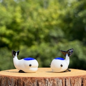 Handmade Glass whale Miniature white whale glass Tiny whale Sculpture Perfect for whale Lovers - Miniature Gift and Cake Topper Glass