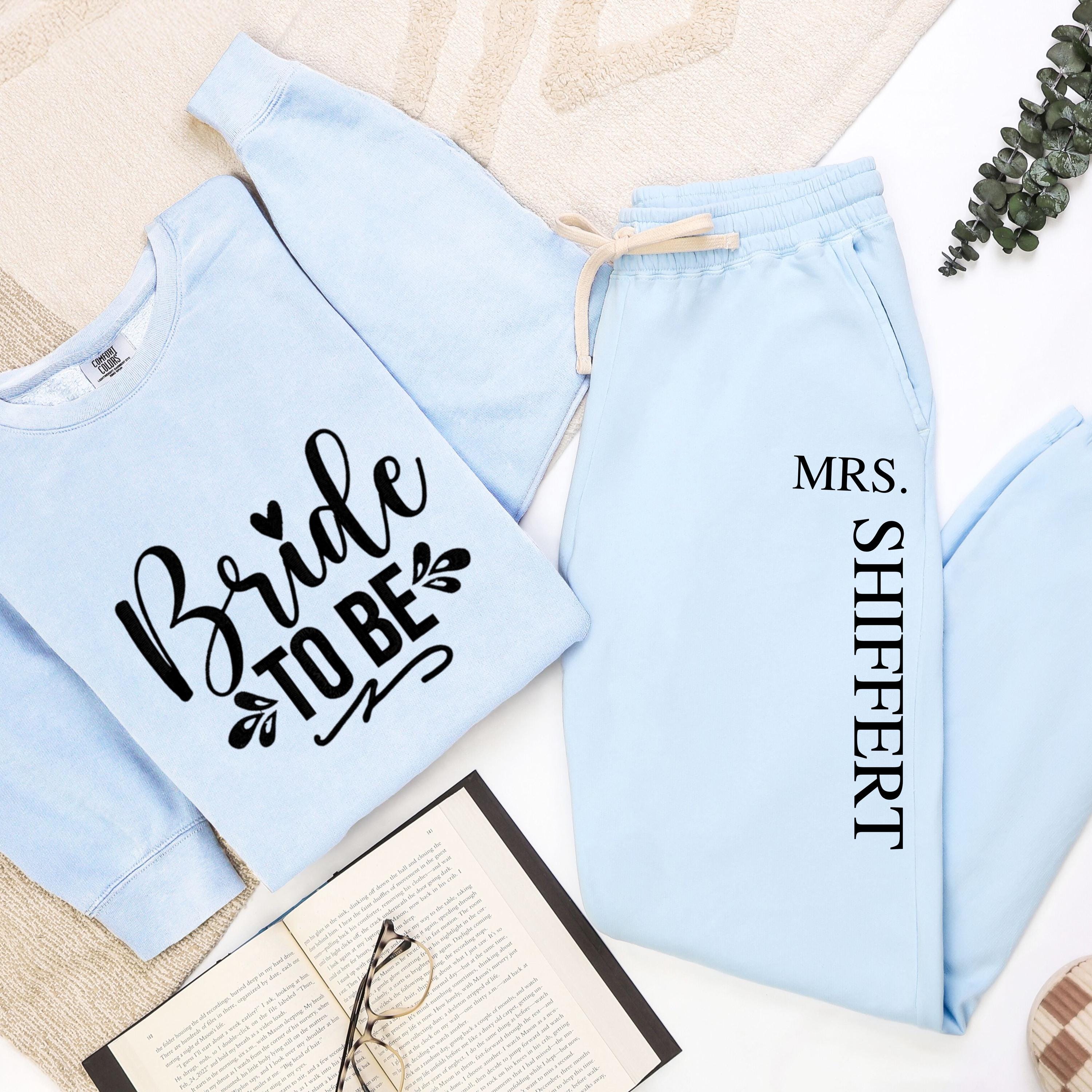 custom bridesmaid party Outfit Mrs. Set wedding day Outfit Personalized Mr. Bachelorette gift Couple Matching  Honeymoon Set Comfort colors