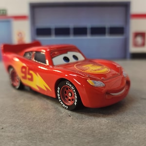 Lighting McQueen Keychain From the Pixar movie Cars Keychain, Custom McQueen  Keychain, Disney Keychain