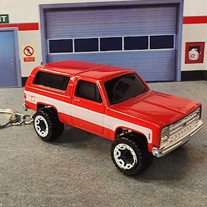 Chevy K5 Blazer Keychain, 1979 Chevy K5 Blazer Keychain, Blazer with Custom Wheels Keychain