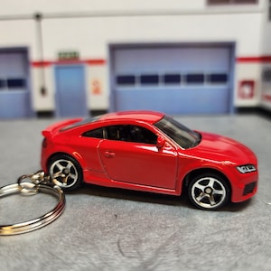 Audi TT RS Keychain, 2019 Diecast 1:64 Scale Keyring, Rare Car Collectible, Perfect Audi Gift for Car Enthusiasts,High-Quality Key Accessory