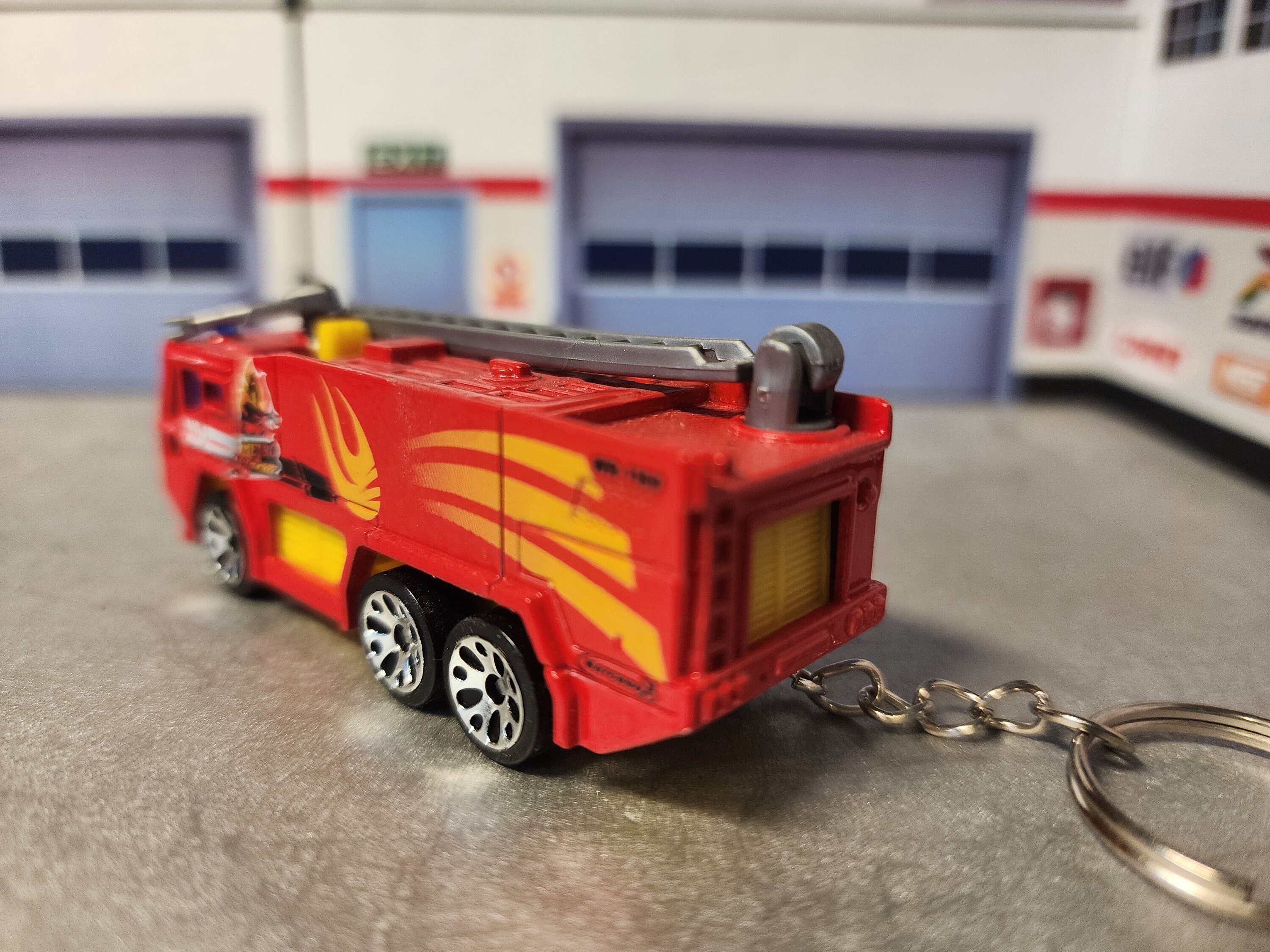 Fire engine keyring deals
