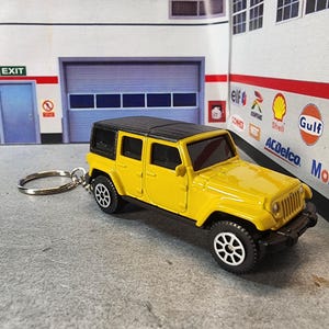 2015 Jeep Wrangler Unlimited Keychain, 15 Jeep Wrangler Keychain, Jeep Keychain. Premium Keychain
