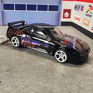 Nissan Skyline GT-R Keychain, Custom Nissan Keychain, Skyline GT-R Keychain, Premium Keychain