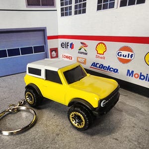 Ford Bronco Keychain, 2021 Ford Bronco Keychain, Bronco Keychain, Premium Keychain