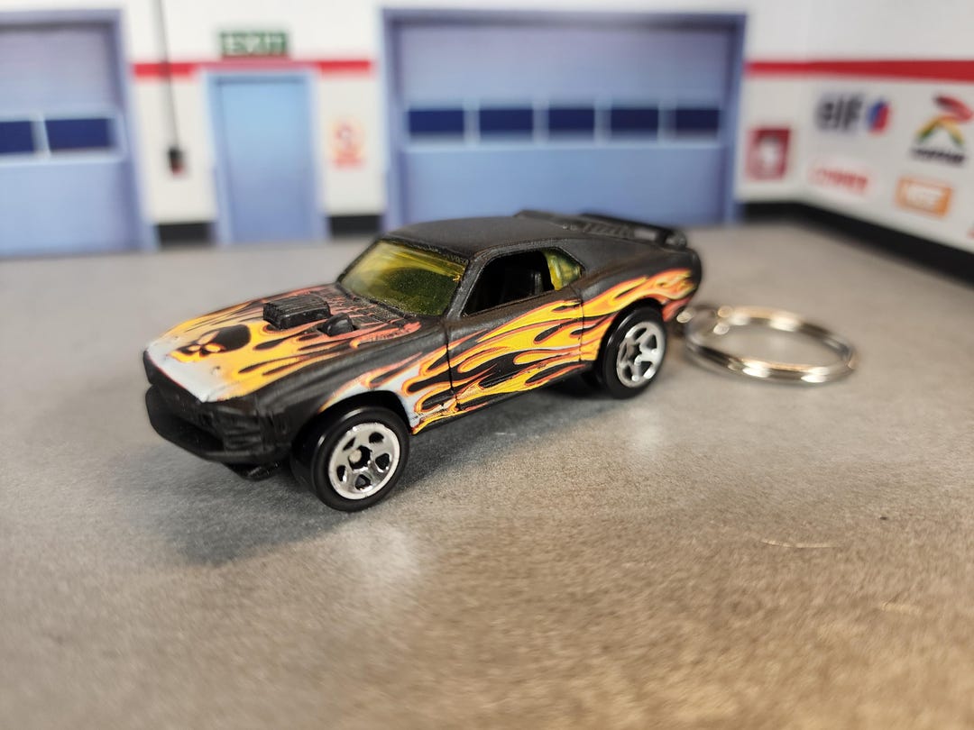 1970 Ford Mustang Mach 1 Keychain, Diecast Car Keychain - Etsy