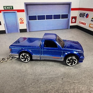 GMC Syclone Keychain, 1981 GMC Syclone Keychain Custom GMC Syclone Keychain, Premium Keychain