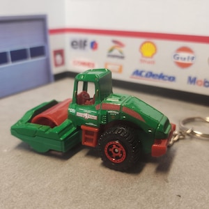 Steam Roller Keychain, Custom Construction Equipment Keychain, Oliver Tractor keychain, Premium Keychain