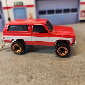 Chevy K5 Blazer Keychain, 1979 Chevy K5 Blazer Keychain, Blazer with Custom Wheels Keychain