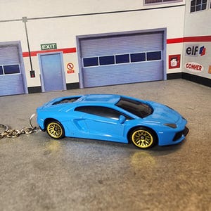 Lamborghini Aventador LP700-4 Keychain, Lamborghini Aventador Keychain, Custom Lamborghini Keychain, Premium Keychain
