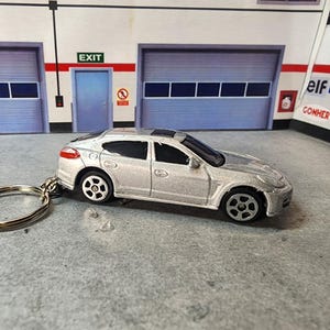 Custom Porsche Panamera Keychain, Unique Turbo S E-Hybrid Keychain, Personalized Porsche Gift, Luxury Car Accessory for Porsche Lovers