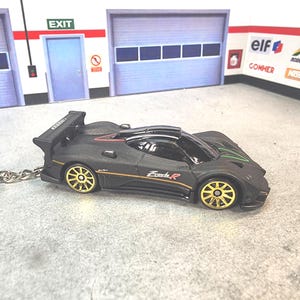 Pagani Zonda R Keychain, Pagani Keychain, Zonda Keychain