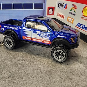 Ford F-150 Raptor Keychain, 2017 Ford F150 Raptor Keychain, Ford Raptor Keychain, Premium Keychain
