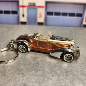 Auburn 852 Keychain, Auburn Keychain, Vintage Auburn 852 Keychain, Auburn Keychain