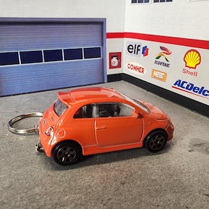 Fiat 500 Turbo Keychain, Fiat Keychain, Fiat 500 Keychain, Premium Keychain