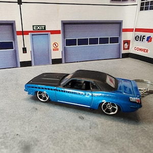1970 Plymouth AAR Cuda Keychain, 70 AAR Cuda Keychain, Plymouth Barracuda Keychain, Premium Keychain