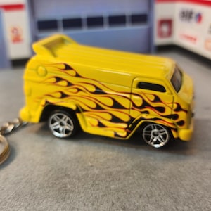 90&#39;s Chevy Van Keychain, Custom Chevy Van Keychain, Chevy Van Keychain